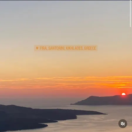 White * Fira (Santorini)