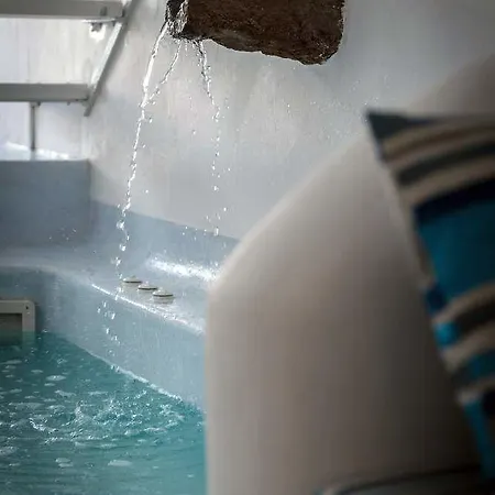 White * Fira (Santorini)