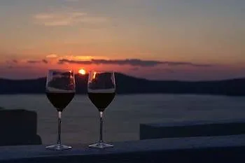 Villa White Fira (Santorini)
