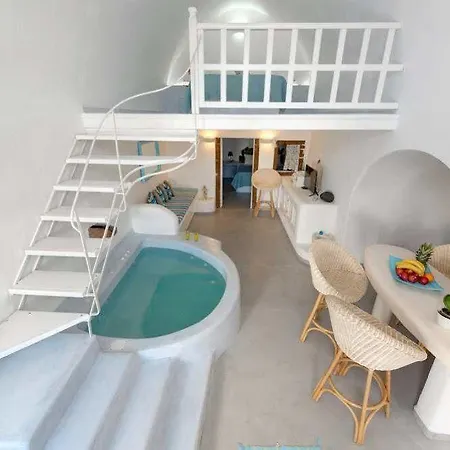 White Fira (Santorini)