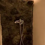 سكن فيرا وايت فيلة ثيرا