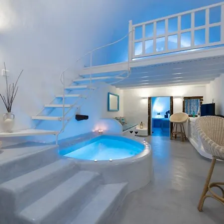 White Fira (Santorini)