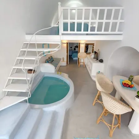 White * Fira (Santorini)